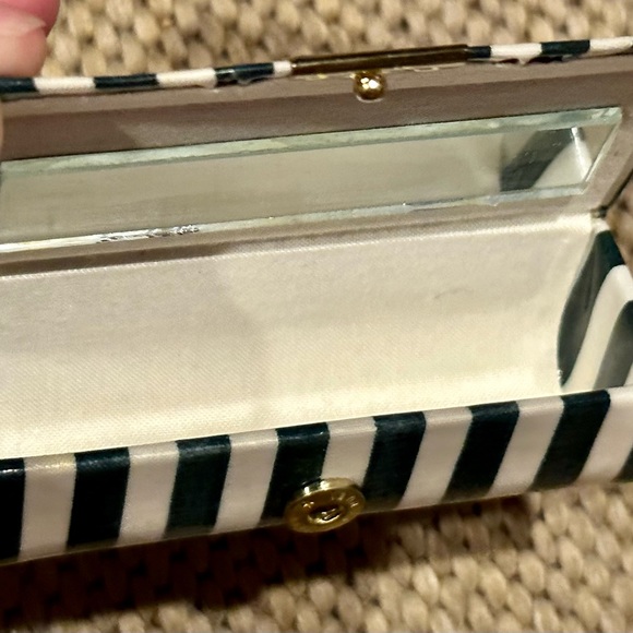 Women’s Striped Travel Cosmetic Case/Bag & Matching Lipstick Holder w/ Mirror - Picture 11 of 16